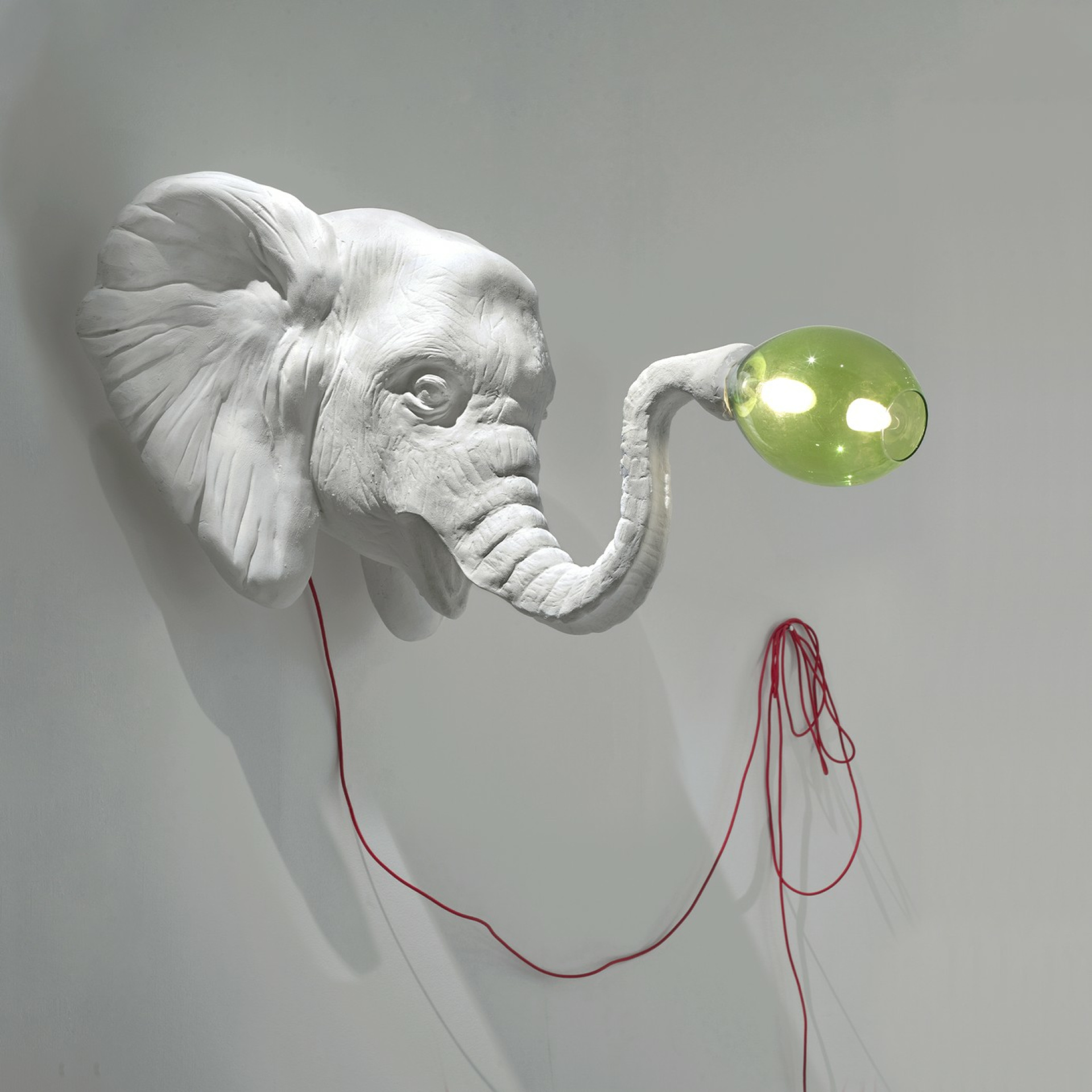 Light elephant